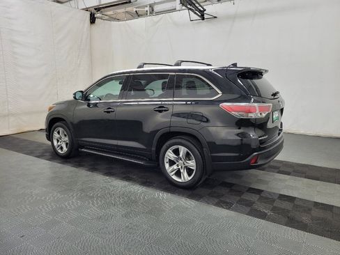Used 2014 Toyota Highlander Limited AWD/4WD image 3