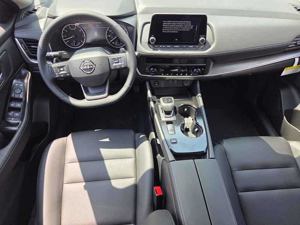 New 2026 Nissan Rogue Dark Armor FWD image 6
