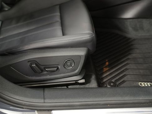 Certified 2025 Audi A6 e-tron Premium Plus w/ Premium Plus image 9