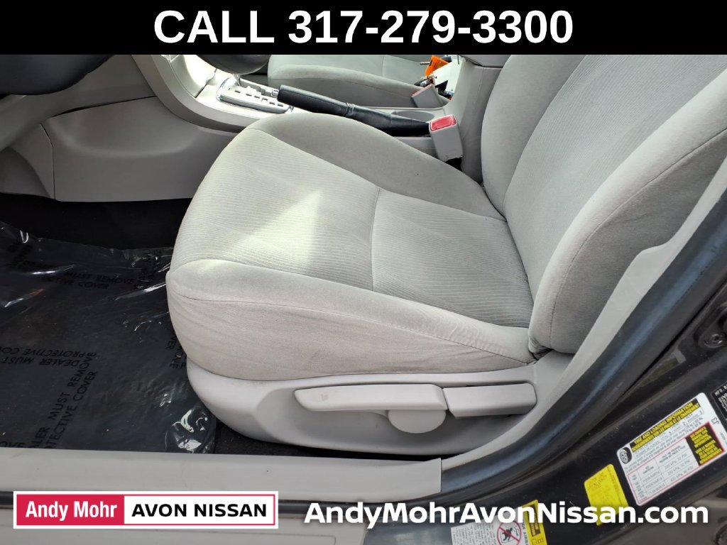 Used 2013 Toyota Corolla LE FWD image 17