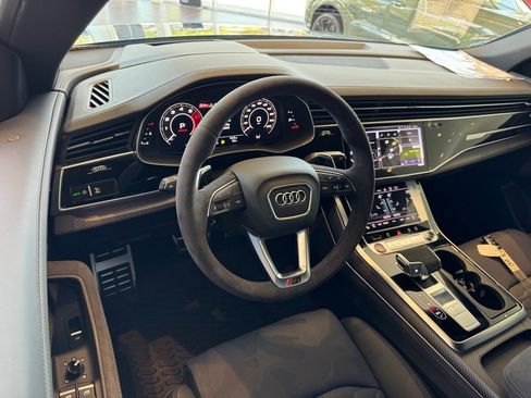 New 2026 Audi RS Q8 performance image 3