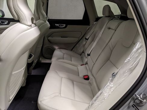 New 2026 Volvo XC60 B5 Ultra w/ Protection Package Premier image 23