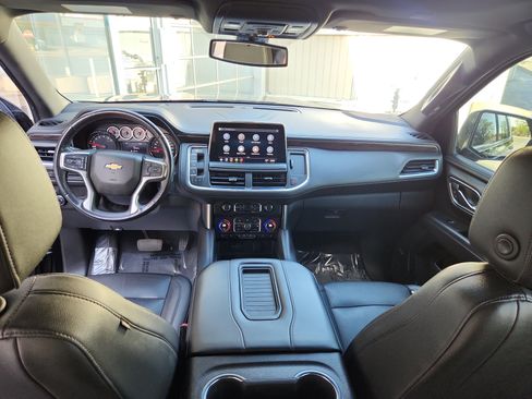 Used 2021 Chevrolet Tahoe LT w/ Luxury Package AWD/4WD image 18