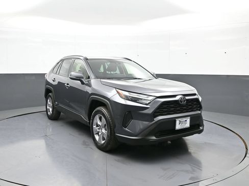 Used 2025 Toyota RAV4 XLE w/ Convenience Package AWD/4WD image 3