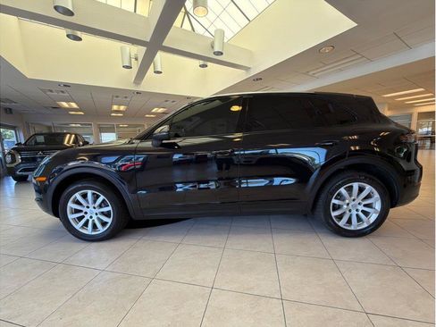 Used 2021 Porsche Cayenne E-Hybrid AWD/4WD image 9