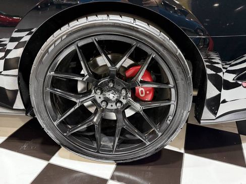 Used 2017 Ford Mustang GT Premium RWD image 20