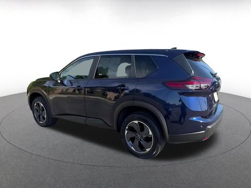 Used 2025 Nissan Rogue SV FWD image 10