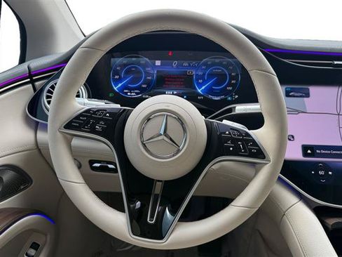 Used 2023 Mercedes-Benz EQS 580 4MATIC Sedan image 13