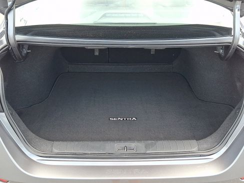 Certified 2023 Nissan Sentra SR w/ SR Premium Package FWD image 28