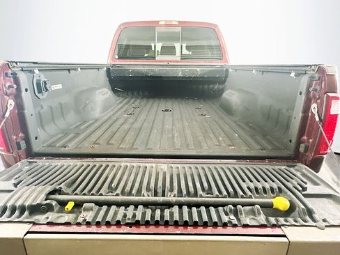 Used 2011 Ford F350 King Ranch w/ King Ranch w/Chrome Pkg image 26