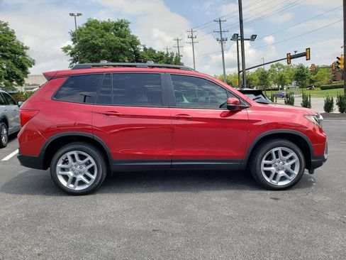 Used 2024 Honda Passport EX-L image 10