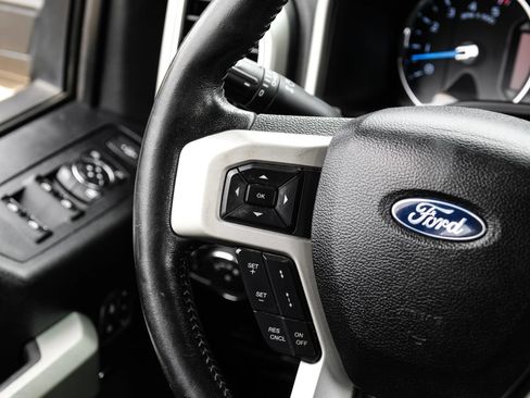 Used 2021 Ford F350 Lariat AWD/4WD image 23