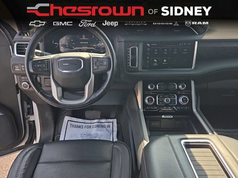 Used 2023 GMC Yukon XL Denali w/ Advanced Technology Package AWD/4WD image 41