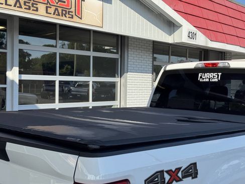 Used 2022 Ford F250 XL w/ STX Appearance Package AWD/4WD image 14