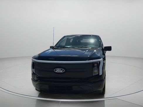Used 2025 Ford F150 Lightning XLT image 8
