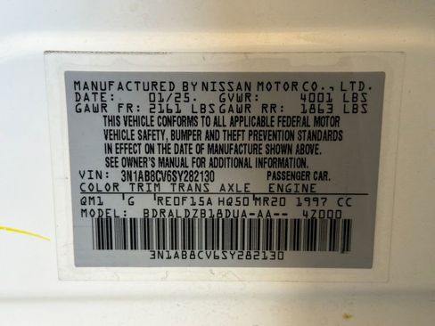 Used 2025 Nissan Sentra SV FWD image 36