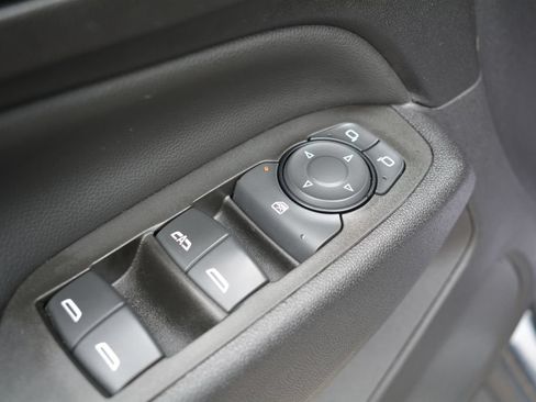 Used 2023 Chevrolet Equinox LT AWD/4WD image 8