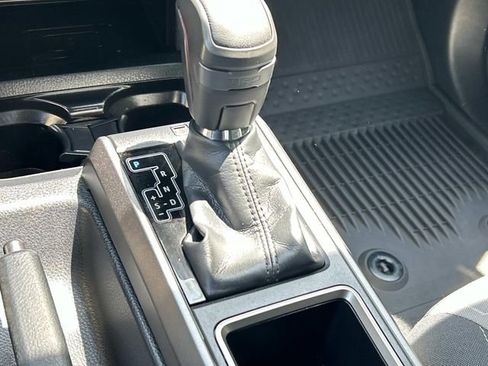 Used 2023 Toyota Tacoma TRD Sport AWD/4WD image 32