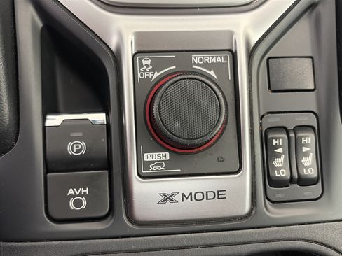 Used 2023 Subaru Forester Premium AWD/4WD image 29