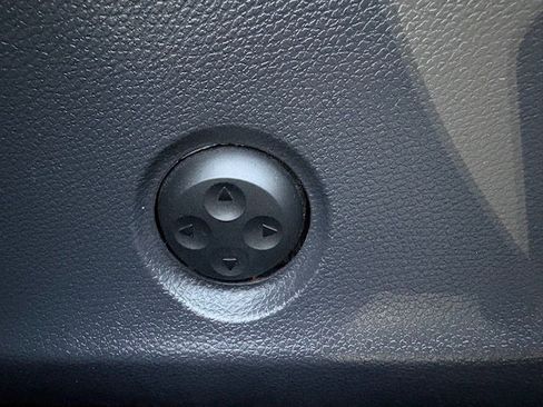 Used 2015 Mercedes-Benz CLA 250 4MATIC image 11