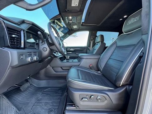 Used 2024 GMC Sierra 1500 AT4X image 28