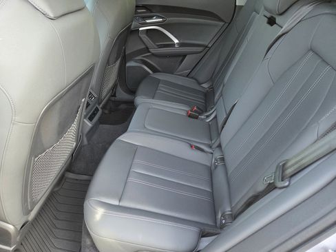 Used 2025 Audi Q5 Premium Plus w/ Premium Plus image 6