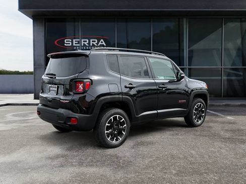 Used 2023 Jeep Renegade Trailhawk AWD/4WD image 5