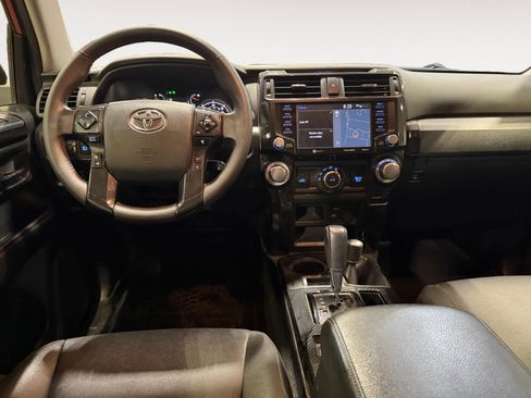 Used 2020 Toyota 4Runner Venture image 12