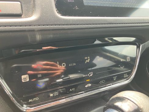 Used 2017 Honda HR-V EX-L image 20
