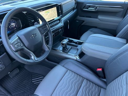 New 2026 Chevrolet Silverado 1500 ZR2 w/ ZR2 Bison Edition image 9