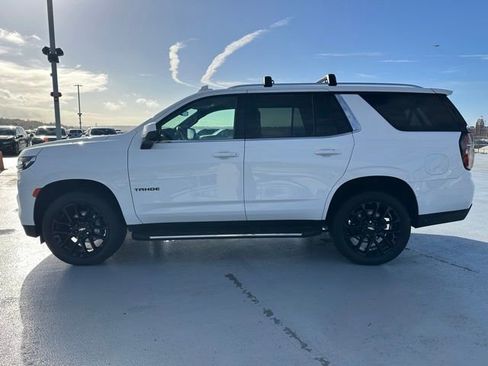 Used 2022 Chevrolet Tahoe LS w/ Driver Alert Package image 6