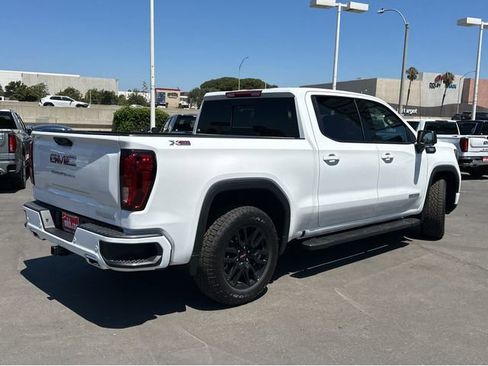 New 2026 GMC Sierra 1500 Elevation w/ Elevation Premium Package image 11
