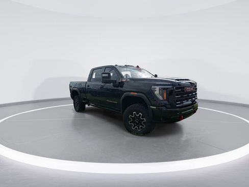 Used 2026 GMC Sierra 2500 AT4X AWD/4WD image 2