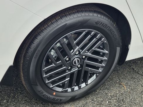 New 2026 Nissan Sentra SV w/ Floor Mat Package FWD image 3