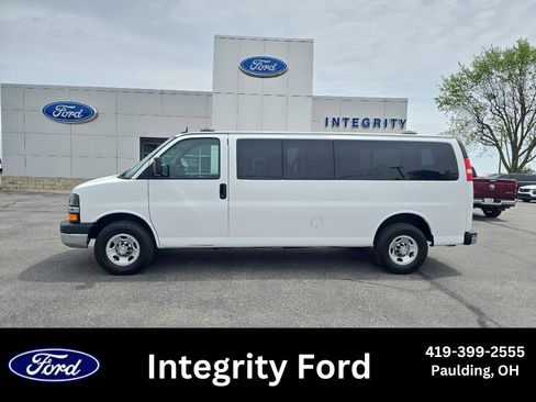 Used 2015 Chevrolet Express 3500 LT w/ LT Preferred Equipment Group RWD image 1