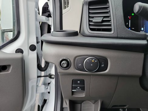 New 2026 Ford Transit 250 148 Medium Roof image 23