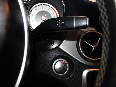 Used 2016 Mercedes-Benz CLA 250 image 17