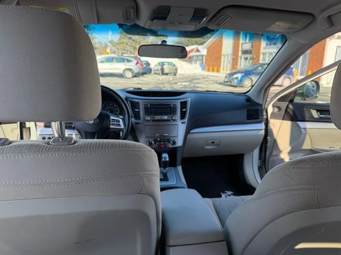 Used 2013 Subaru Outback 2.5i Premium image 16