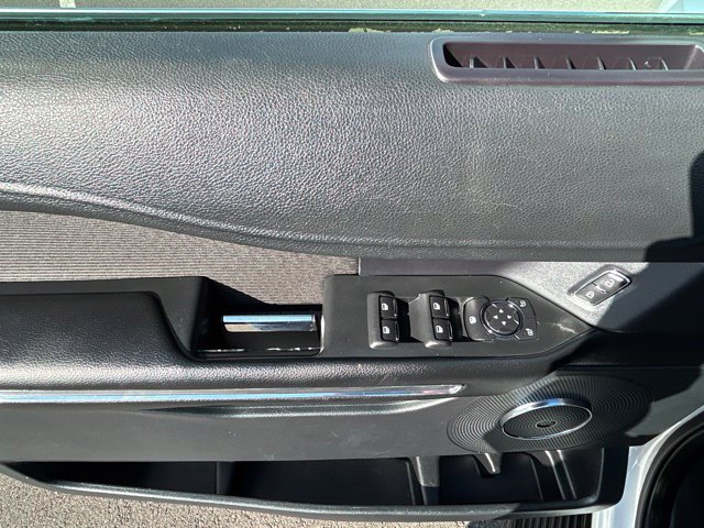 Used 2019 Ford Expedition Max XLT AWD/4WD image 16