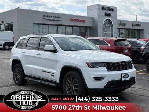Used 2016 Jeep Grand Cherokee Laredo 75th Anniversary AWD/4WD image 1