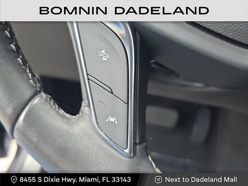 Used 2022 Cadillac XT5 Luxury image 21