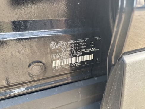 Certified 2020 Toyota RAV4 LE w/ All Weather Liner Package image 21