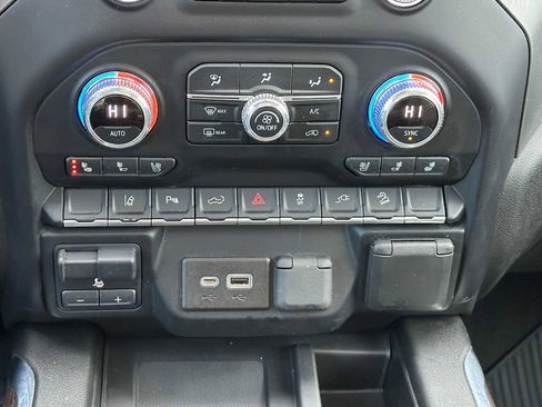 Used 2022 GMC Sierra 2500 Denali image 28