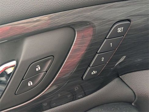 Certified 2023 Chevrolet Traverse High Country w/ LPO, Floor Liner Package image 11