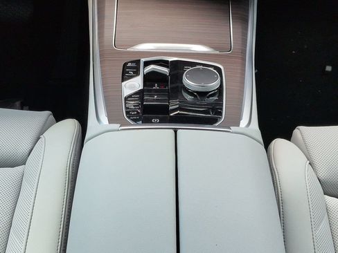New 2026 BMW X5 xDrive40i w/ Premium Package AWD/4WD image 19