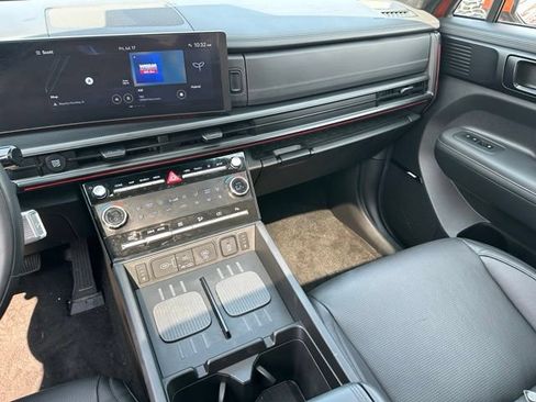 Used 2024 Hyundai Santa Fe Calligraphy AWD/4WD image 21