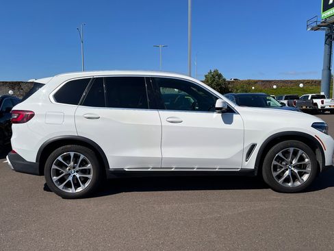 Used 2023 BMW X5 xDrive40i image 3