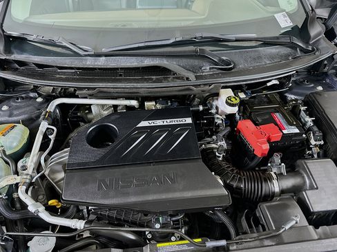 Used 2023 Nissan Rogue SV image 31