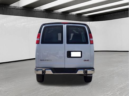 Used 2024 GMC Savana 2500 w/ Driver Convenience Package RWD image 5