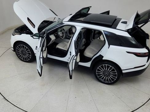 Used 2022 Land Rover Range Rover Velar R-Dynamic S image 86